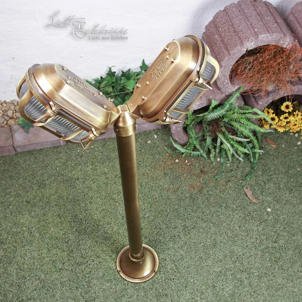 Außen Stehleuchte Antik 2-flmg aus Echt-Messing