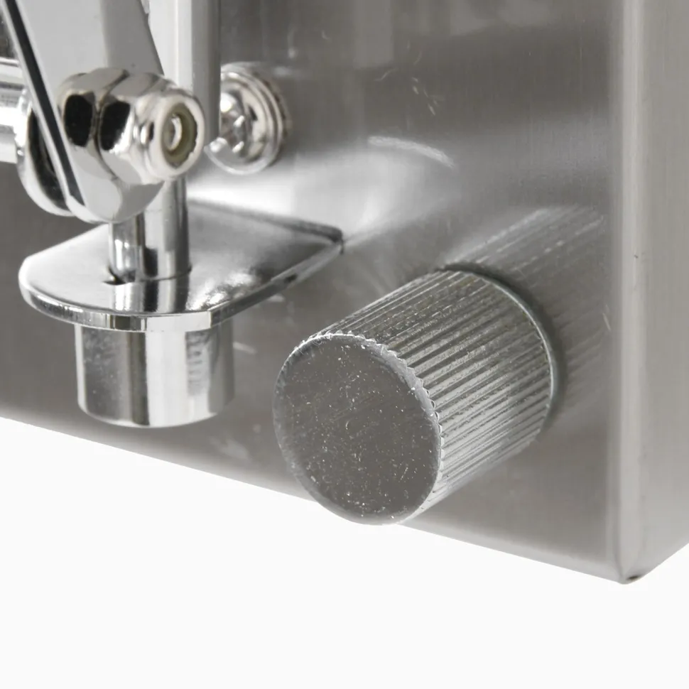 Ausziehbarer Wandspot Metall E27 dimmbar mit Stecker