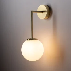 Badlampe Wand IP44 in Messing Weiß G9 Kugelschirm