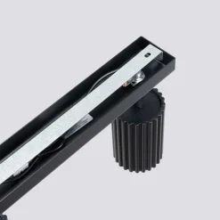 Deckenstrahler Schwarz 117 cm lang flammig GU10 schwenkbar