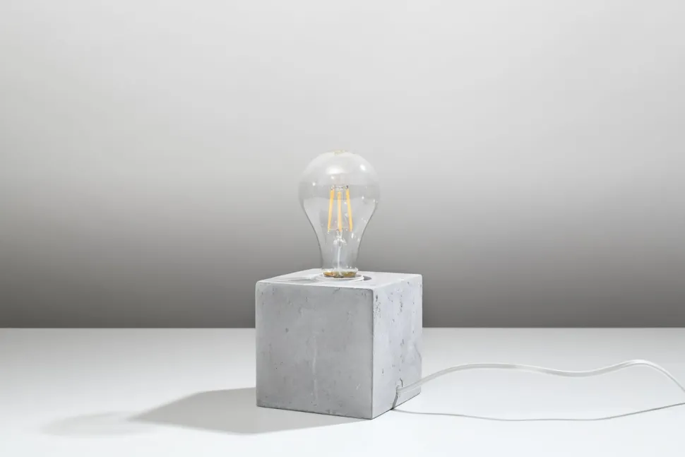 Dekorative Tischlampe Beton H:10cm klein Würfel