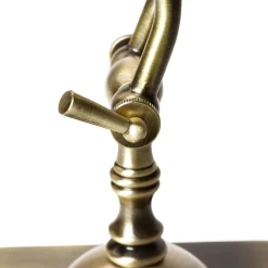 Edle Tischleuchte aus Echt-Messing Premium