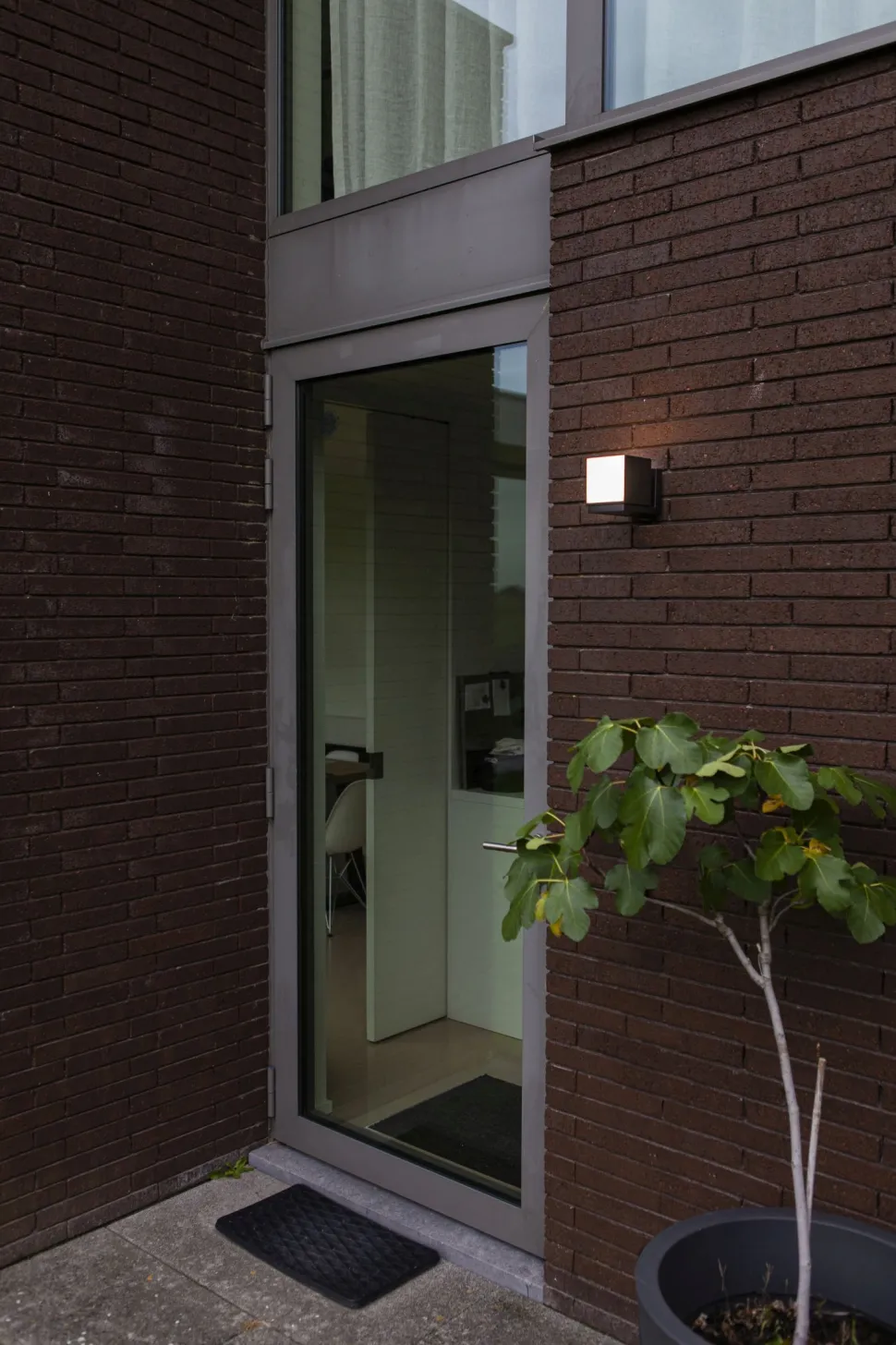 Flexible LED Wandleuchte Schwarz IP54 3000 K Aluminium