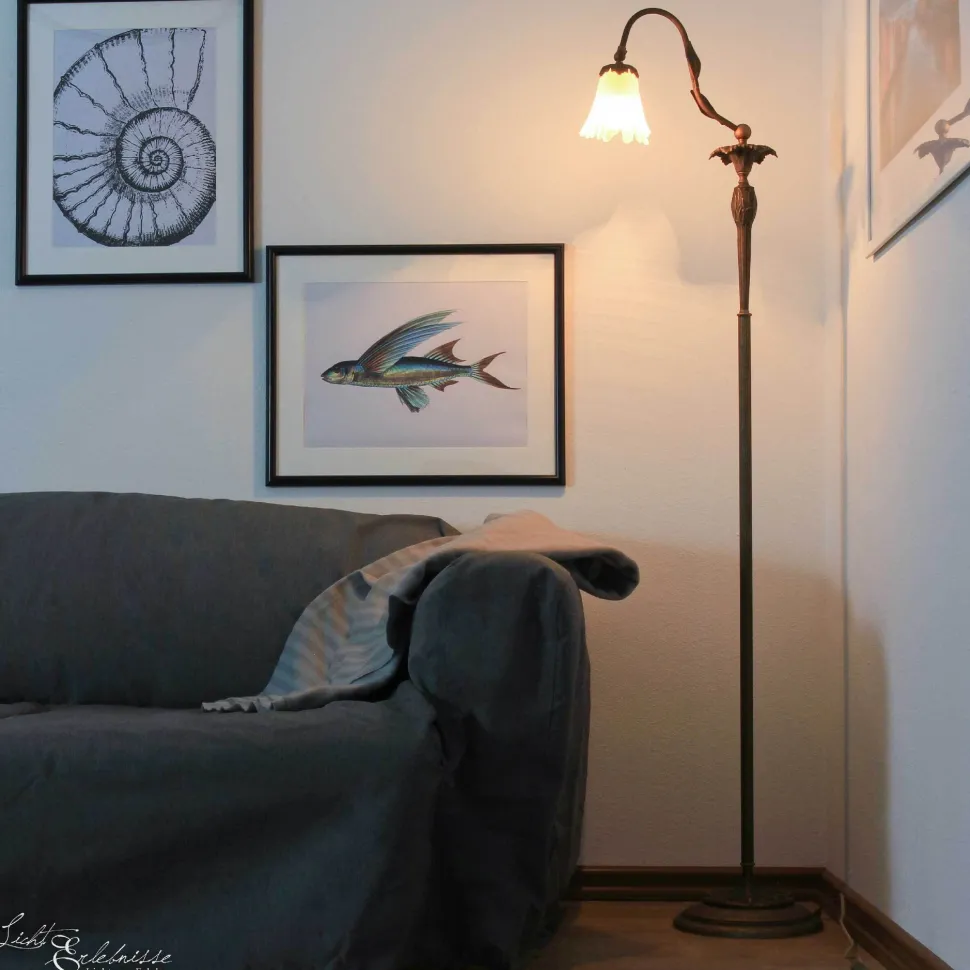 Florale Stehleuchte Weiß