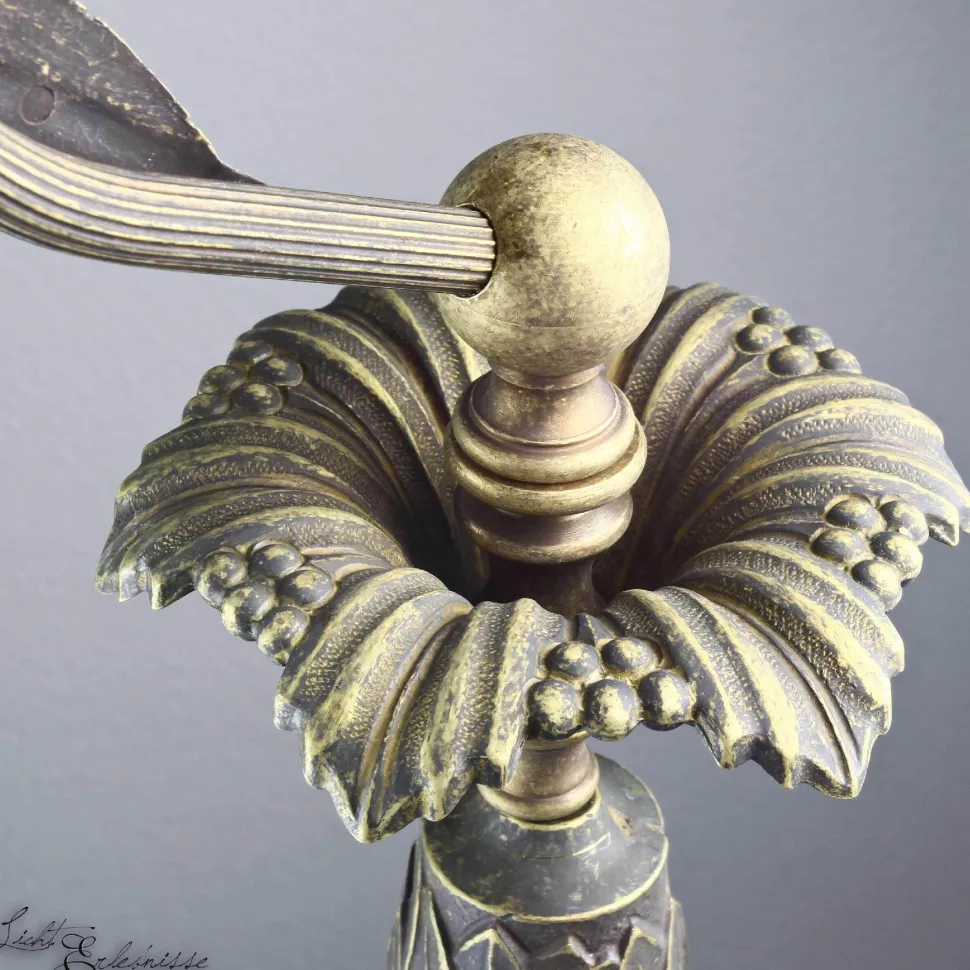 Florale Stehleuchte Weiß