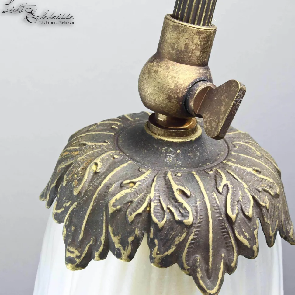 Florale Stehleuchte Weiß