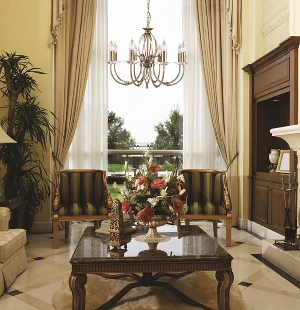 Kronleuchter Hängend in Messing antik Wohnzimmer