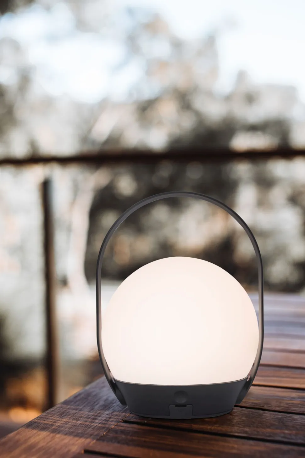 LED Akku Tischlampe Außen Bluetooth RGB 22,3 cm IP54