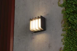 LED Außenwandlampe Schwarz 3000 K IP54 dekorativ Modern