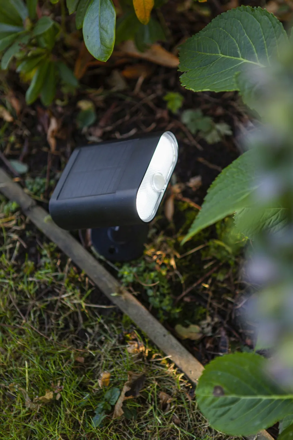 LED Erdspießspot verstellbar IP44 500 lm dimmbar RGB