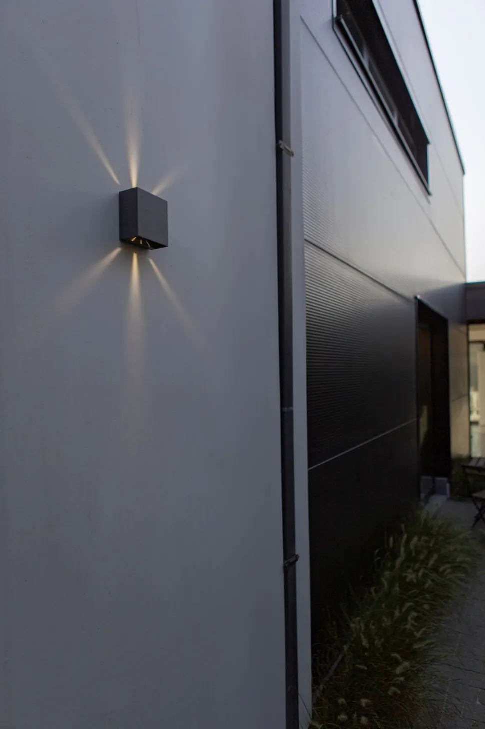 LED Outdoor Wandleuchte Aluminium 4000 K IP54 Up Down