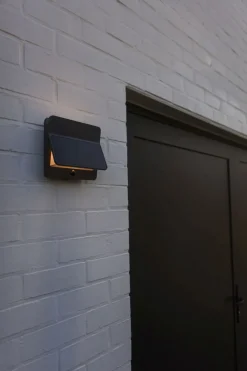 LED Solar Wandleuchte mit Bewegungssensor IP54 3000 K