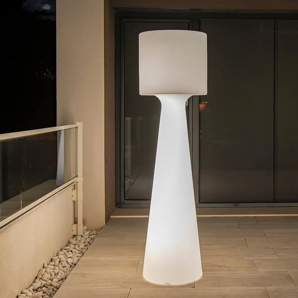 LED Stehlampe außen 170 cm IP65 2700 K Stecker Kabel