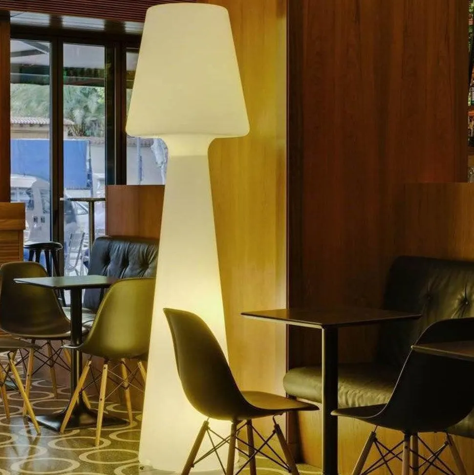 LED Stehlampe außen 2 m hoch Stecker Kabel 2700 K IP65