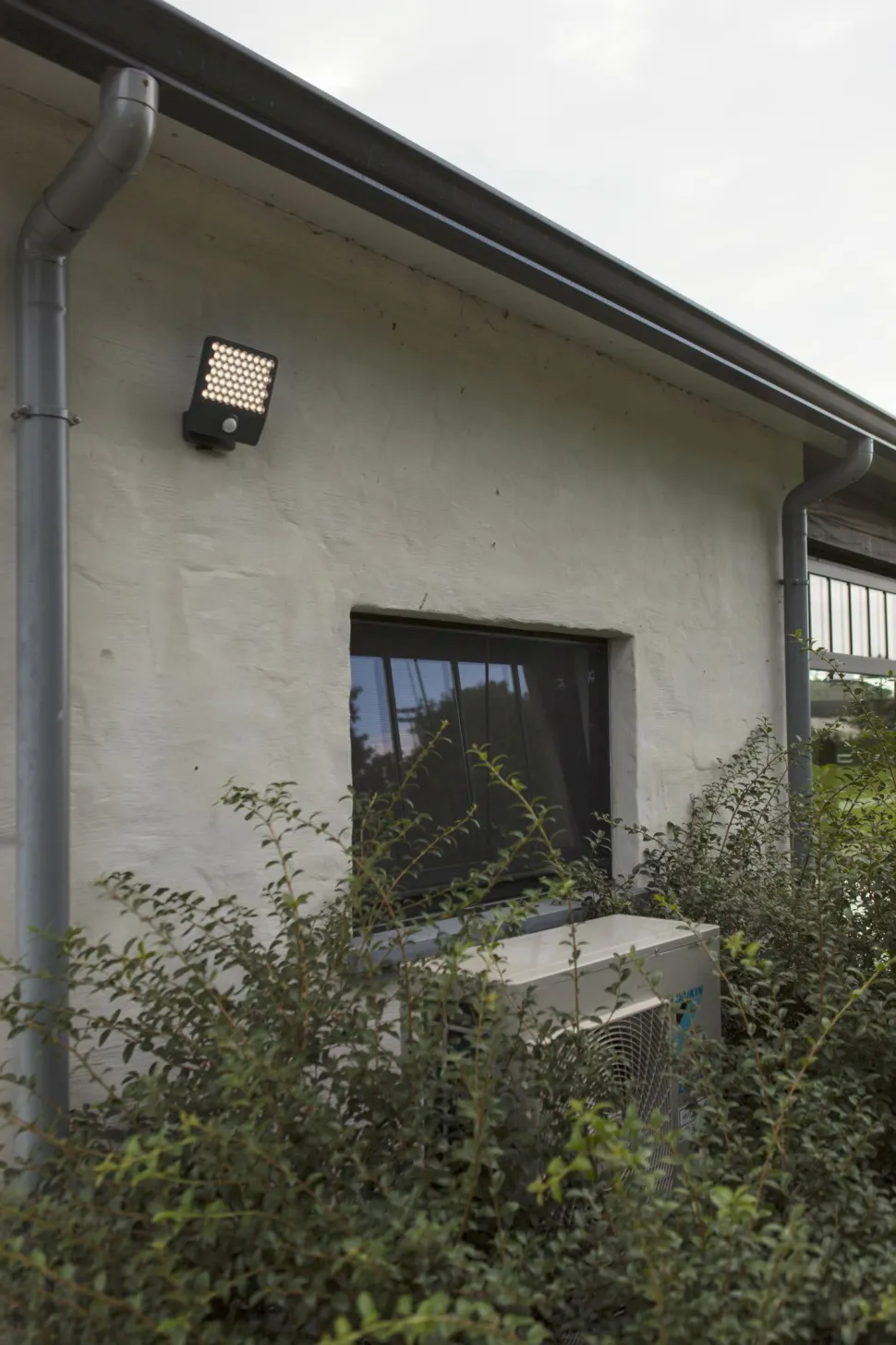 LED Wandlampe mit Bewegungsmelder 4000 K IP54 beweglich