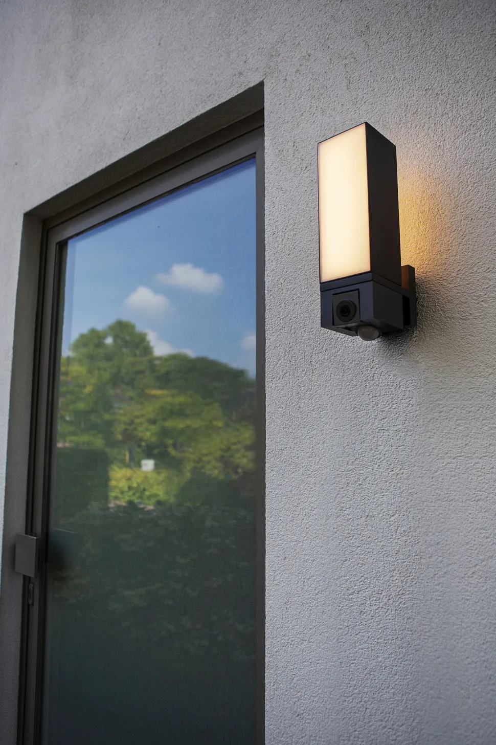 LED Wandlampe mit Bewegungsmelder IP54 1000 lm dimmbar