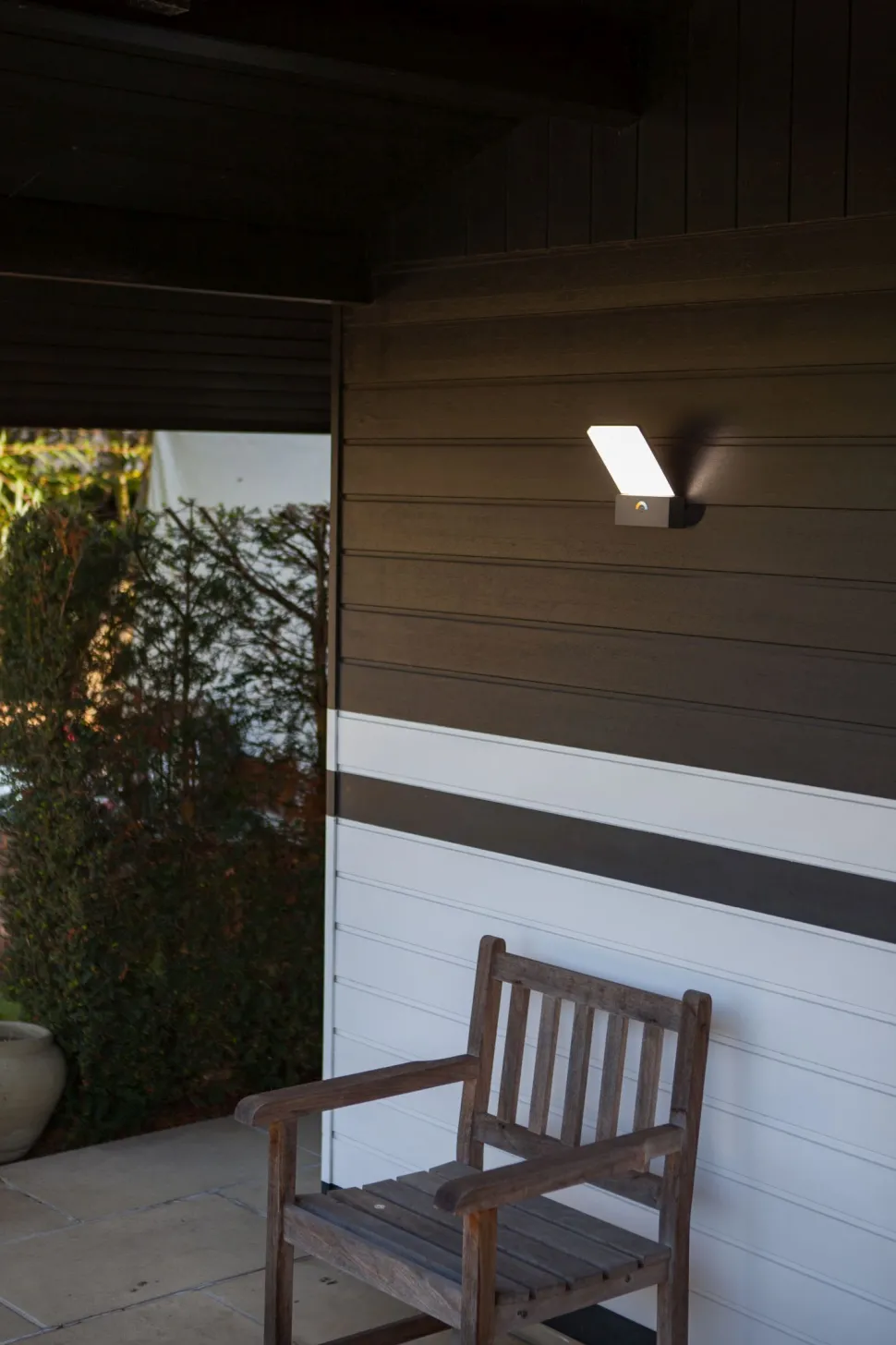 LED Wandleuchte Bewegungssensor IP54 T:14 cm Anthrazit