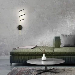 Schwarze LED Wandleuchte Metall warmweiß 3000 K 2330 lm