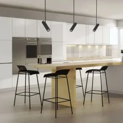 Schwenkbare Deckenlampe Modern in Schwarz