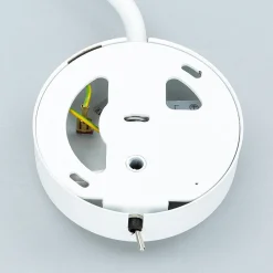 Spot Wandleuchte in weiß