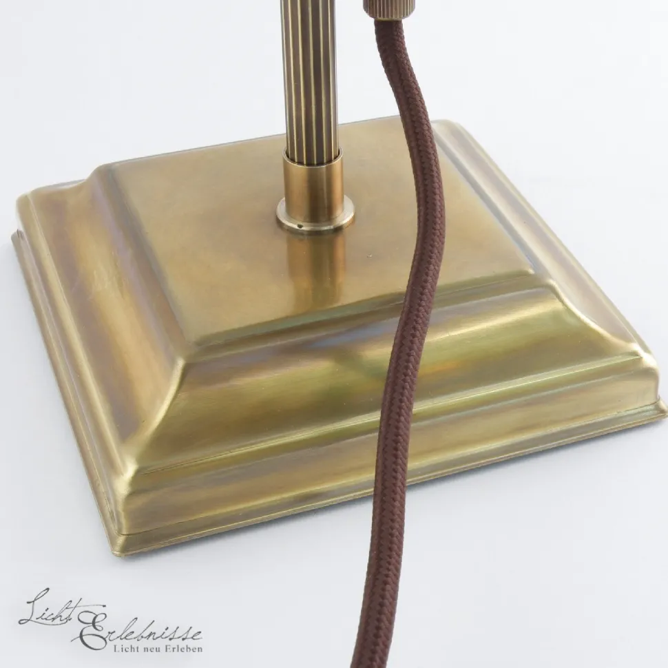 Stilvolle Bankerleuchte Messing Glas mit Zugschalter