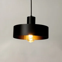 Stilvolle Pendellampe Schwarz Retro Schirmform