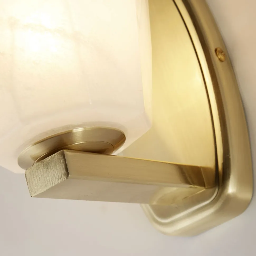 Stilvolle Wandleuchte Glas Metall IP44 G9 in Messing