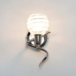 Stilvolle Wandleuchte Serpe in Chrom