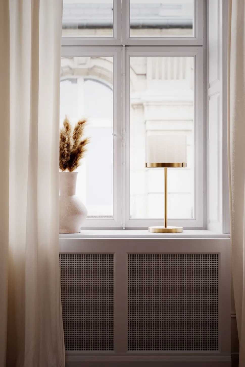 Tischlampe Glas Metall E27 55 cm in Messing Weiß rund