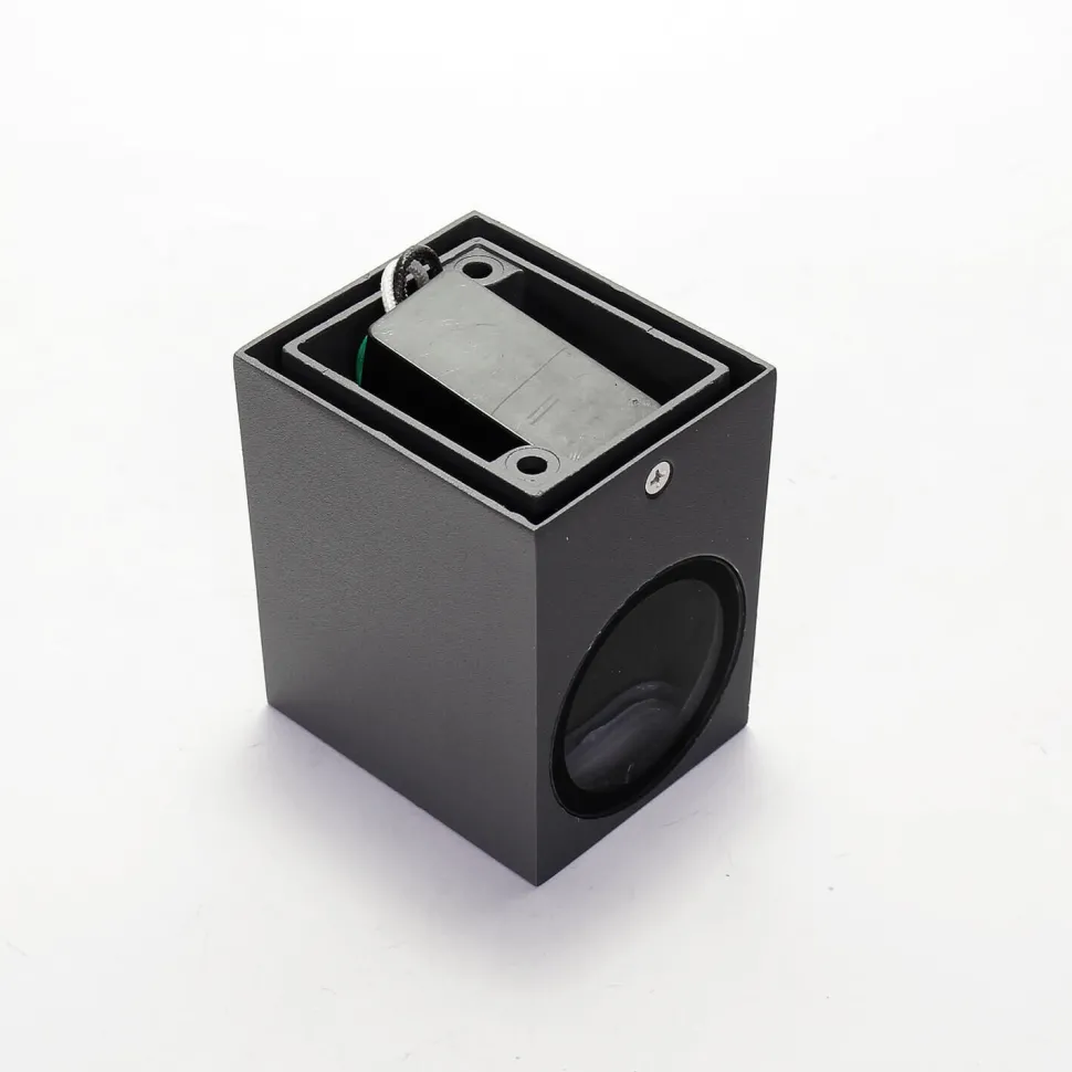 Wandlampe Aluminium eckig IP44 außen praktisch