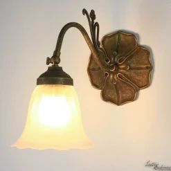 Wandlampe Weiß Floral aus Echt-Messing