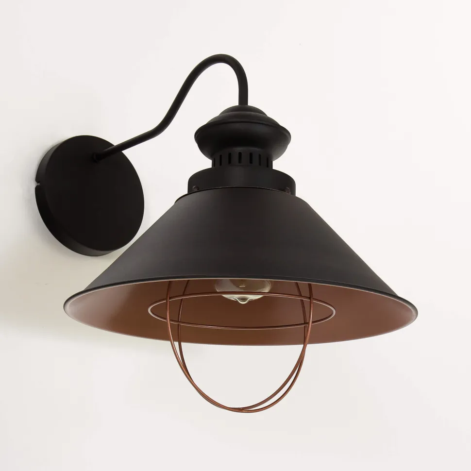 Wandleuchte in Braun