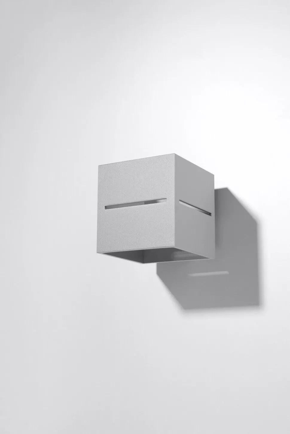 Wandleuchte LORUM in Grau