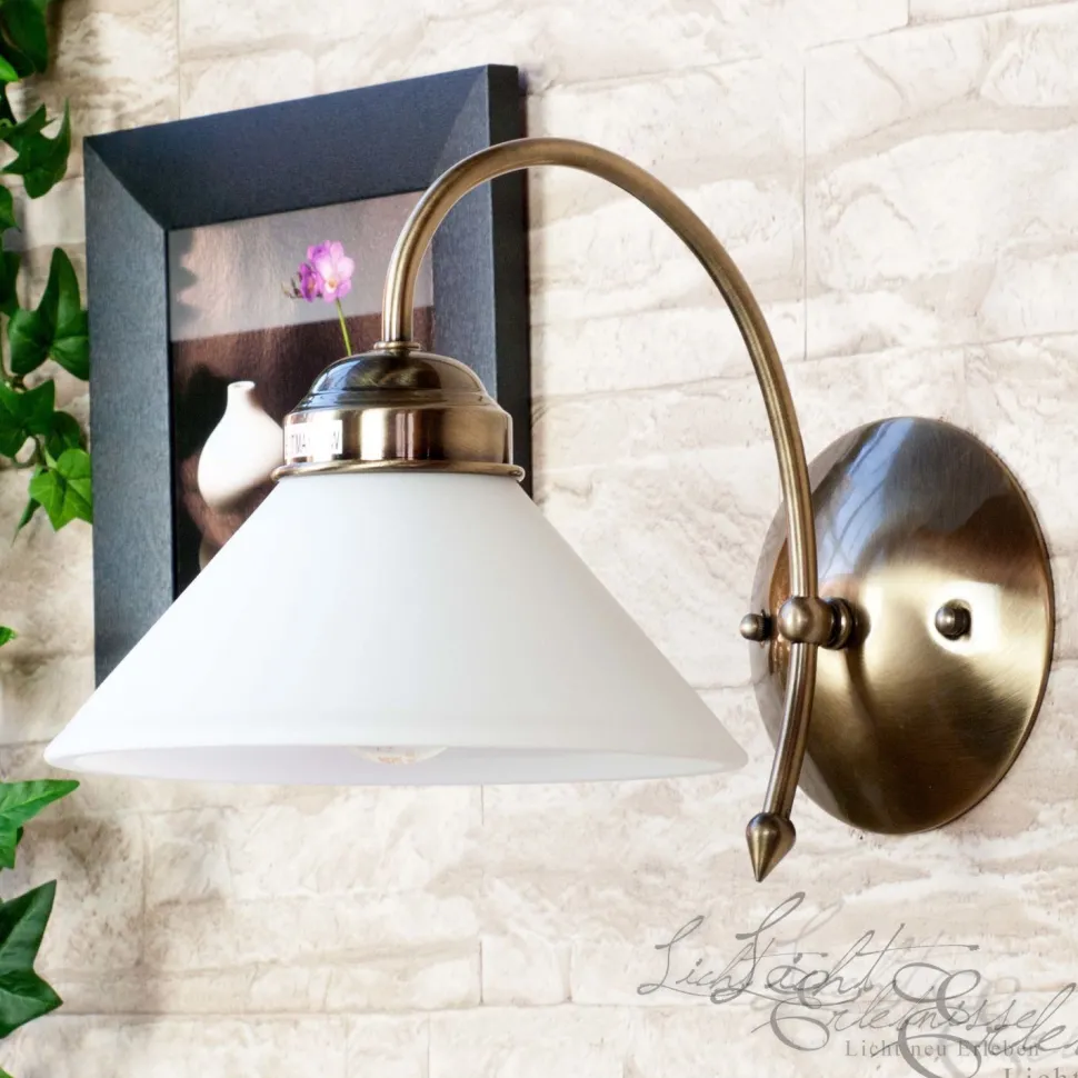 Wandleuchte mit Glasschirm Antik