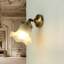 Wandleuchte verstellbar Echt-Messing Glas E14