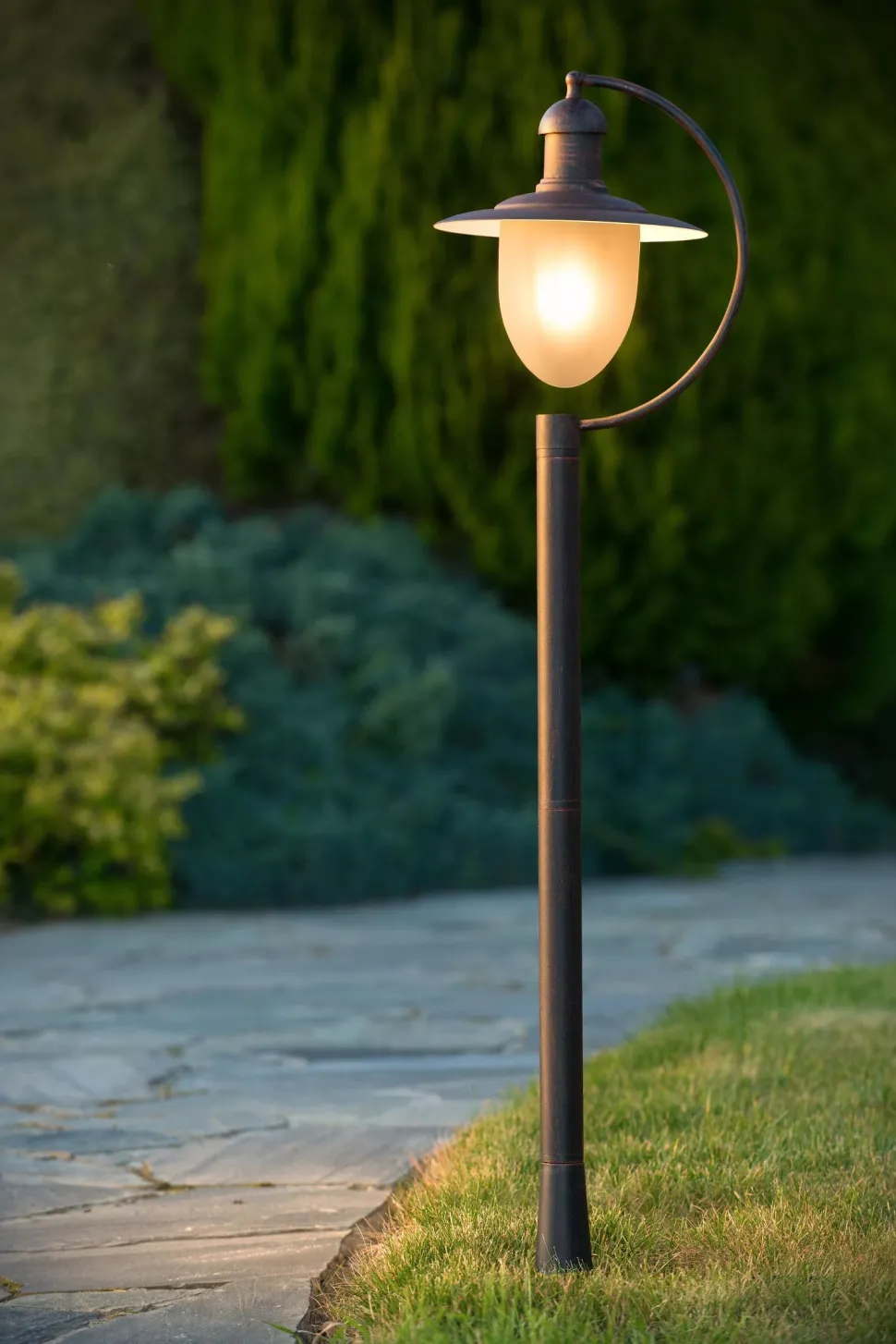 Wegeleuchte Glas Metall Rostbraun IP44 Garten 110 cm