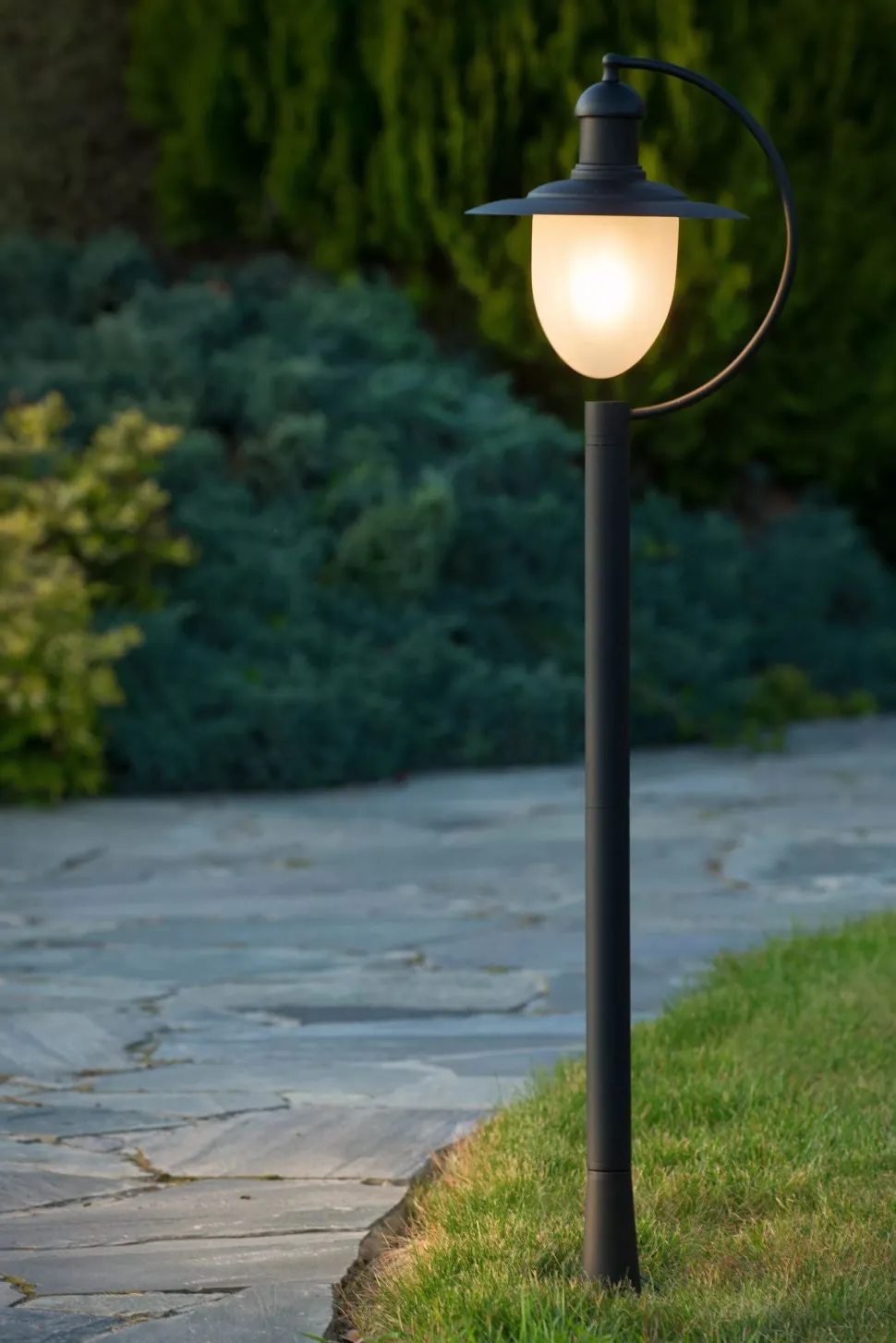 Wegeleuchte IP44 Metall Glas Schwarz 110 cm Garten