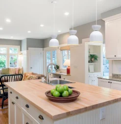 Weiße Hängeleuchte Metall E27 Minimalistisch Ø17 cm